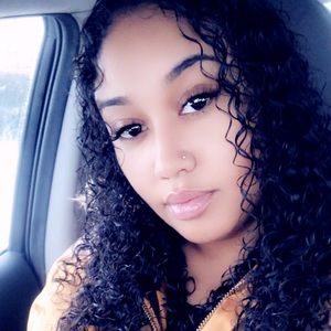 Meet your Posher, Kiara